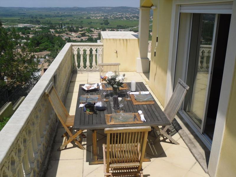 Appartements Vue Panoramique Avec Piscine Et Jacuzzi Langlade Exterior photo